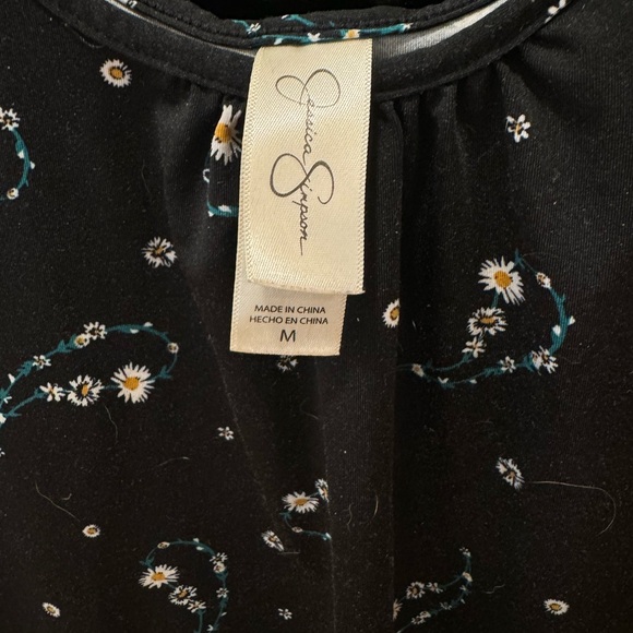 Jessica Simpson Black Floral 2 piece Capri PJ Lounge Set - Picture 6 of 9